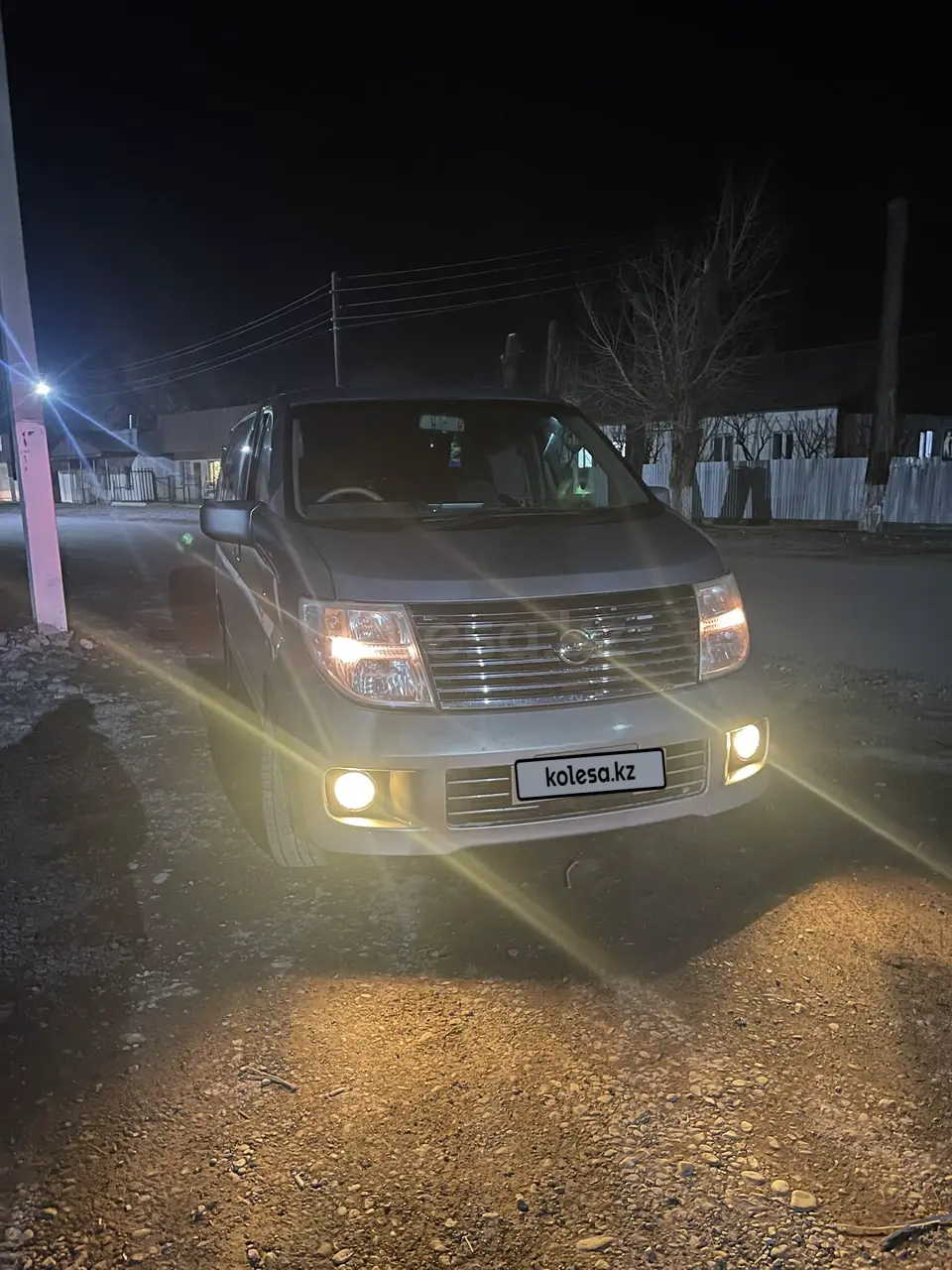 Nissan Elgrand, 2002