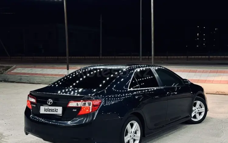 Toyota Camry 2013 года за 8 200 000 тг. в Атырау