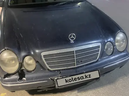 Mercedes-Benz E 320 2001 года за 2 400 000 тг. в Алматы – фото 6