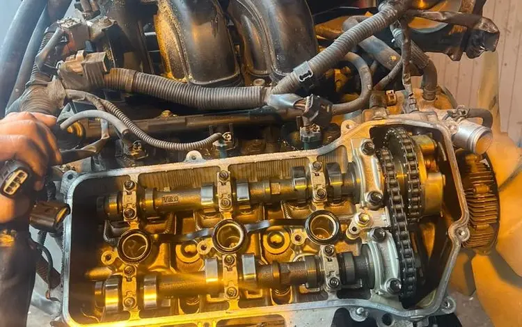 Двигатель на Toyota Land Cruiser 200 1GR-FE 4.0л 3UR/2UZ/1UR/2TR/1GR за 95 000 тг. в Алматы