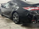 Toyota Camry 2019 года за 13 700 000 тг. в Усть-Каменогорск – фото 5