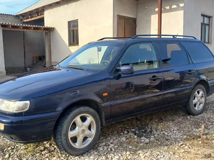 Volkswagen Passat 1994 года за 2 200 000 тг. в Туркестан – фото 2