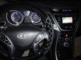 Hyundai Elantra 2016 года за 4 600 000 тг. в Жанаозен