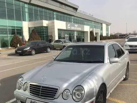 Mercedes-Benz E 320 2000 года за 5 500 000 тг. в Актау – фото 5