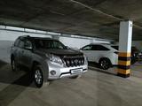 Toyota Land Cruiser Prado 2014 годаfor18 700 000 тг. в Актобе – фото 2