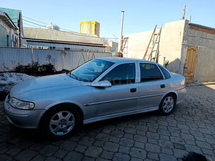 Opel Vectra 2001 года за 2 000 000 тг. в Актобе – фото 4