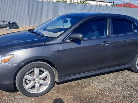 Toyota Camry 2008 года за 5 500 000 тг. в Атырау – фото 2