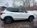 Kia Seltos 2023 годаүшін8 700 000 тг. в Петропавловск – фото 2