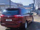 Toyota Sienna 2018 годаfor15 000 000 тг. в Алматы – фото 4