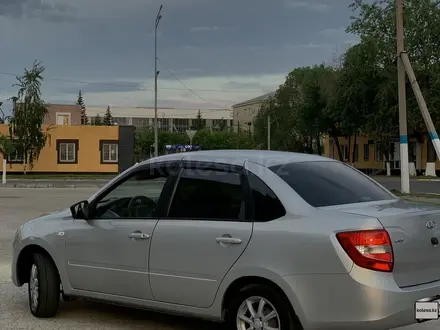 ВАЗ (Lada) Granta 2190 2017 года за 3 200 000 тг. в Петропавловск – фото 3