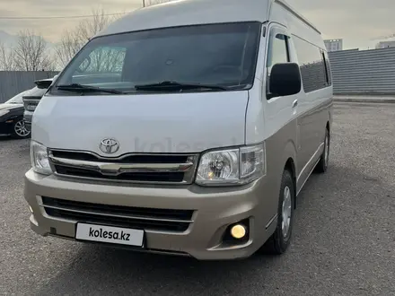 Toyota Hiace 2010 года за 12 300 000 тг. в Алматы