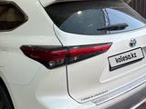 Toyota Highlander 2021 годаүшін25 500 000 тг. в Шымкент – фото 4