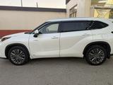 Toyota Highlander 2021 годаүшін25 500 000 тг. в Шымкент – фото 2