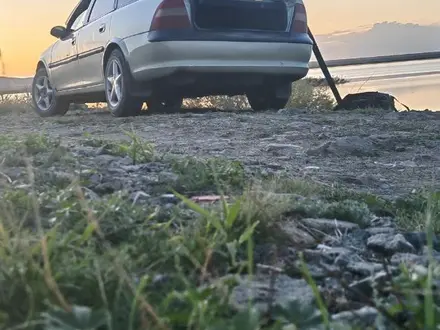 Opel Vectra 1997 года за 1 400 000 тг. в Караганда – фото 29