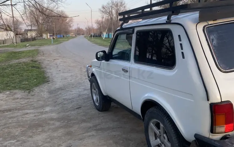 ВАЗ (Lada) Lada 2121 2013 года за 3 000 000 тг. в Жансугуров