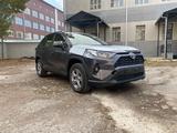 Toyota RAV4 2022 годаfor19 999 999 тг. в Шымкент – фото 3