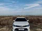 Toyota Camry 2017 годаfor13 500 000 тг. в Алматы – фото 4