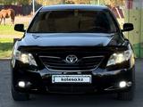 Toyota Camry 2008 года за 6 100 000 тг. в Семей – фото 2