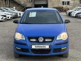 Volkswagen Polo 2008 года за 2 400 000 тг. в Актобе – фото 2