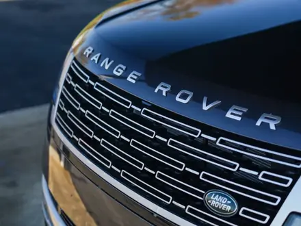 Land Rover Range Rover 2022 года за 140 000 000 тг. в Алматы – фото 2
