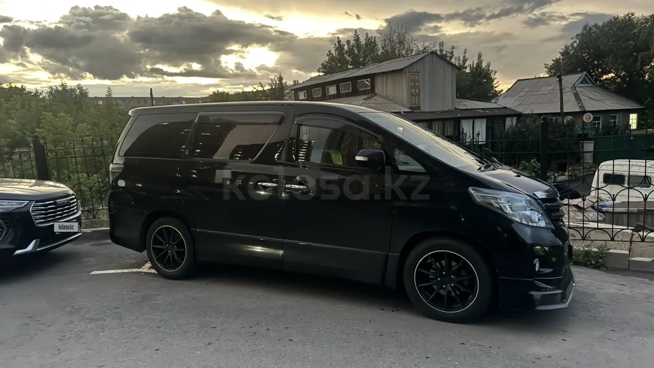 Toyota Alphard, 2009