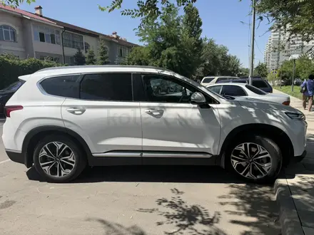 Hyundai Santa Fe 2020 года за 12 500 000 тг. в Алматы – фото 6