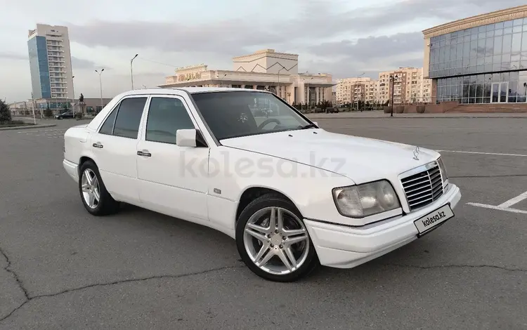 Mercedes-Benz E 320 1993 года за 2 200 000 тг. в Талдыкорган