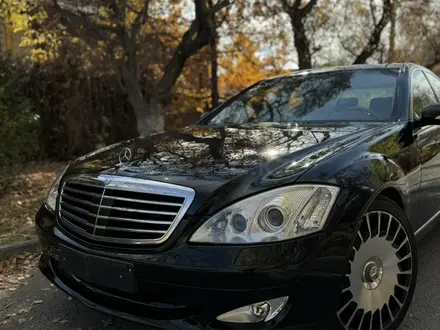 Mercedes-Benz S 500 2006 года за 6 600 000 тг. в Караганда – фото 7