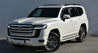 Toyota Land Cruiser 2022 года за 46 300 000 тг. в Атырау
