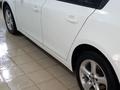 Chevrolet Cruze 2012 годаүшін2 850 000 тг. в Атырау – фото 2