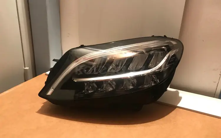 Фара левая Mercedes c205 205 рестайлинг за 160 000 тг. в Астана