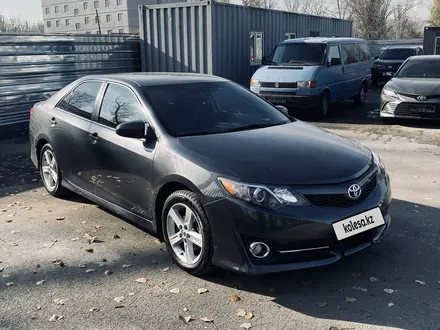 Toyota Camry 2014 года за 9 000 000 тг. в Алматы – фото 3