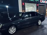 Mercedes-Benz E 230 1996 года за 1 950 000 тг. в Жезказган