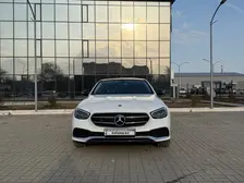 Mercedes-Benz E-Class, 2023