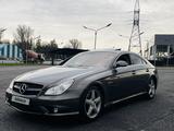 Mercedes-Benz CLS 500 2006 года за 7 200 000 тг. в Астана – фото 2