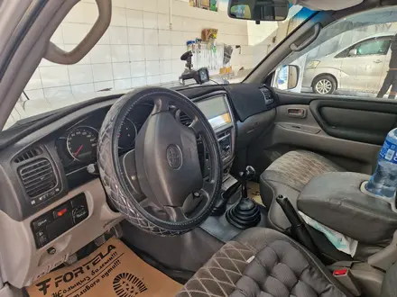 Toyota Land Cruiser 2005 года за 7 000 000 тг. в Актау – фото 3