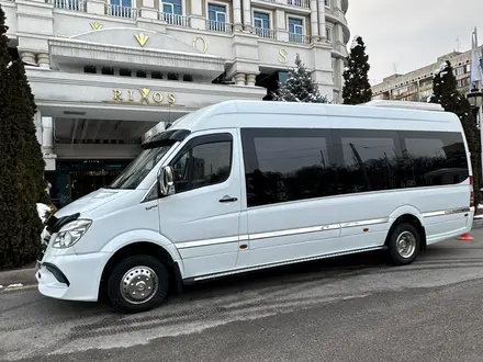 Mercedes-Benz Sprinter 2009 года за 15 450 000 тг. в Алматы – фото 2