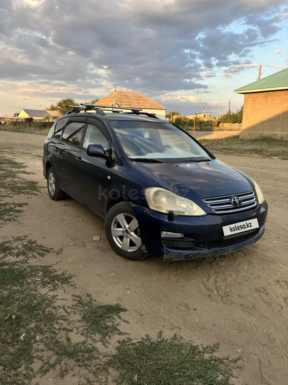 Toyota Avensis Verso, 2004