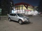 Volkswagen Touareg 2006 года за 6 000 000 тг. в Усть-Каменогорск – фото 2