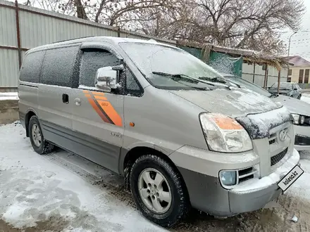 Hyundai Starex 2004 года за 4 000 000 тг. в Туркестан – фото 3