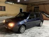 Volkswagen Golf 1993 годаүшін1 800 000 тг. в Астана