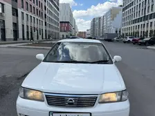 Nissan Sunny, 1999