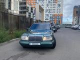 Mercedes-Benz E 200 1993 года за 1 680 000 тг. в Астана