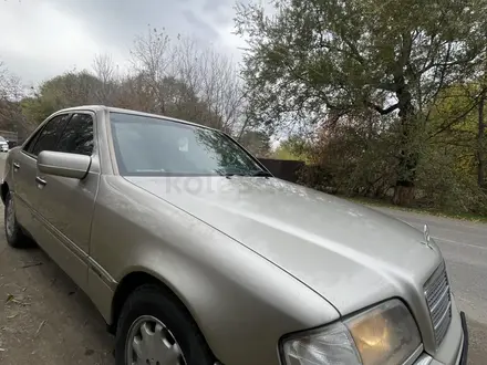 Mercedes-Benz C 230 1997 года за 2 000 000 тг. в Алматы – фото 5