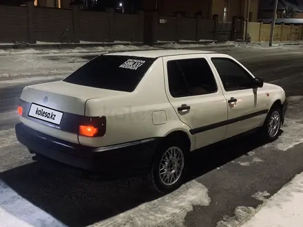 Volkswagen Vento 1993 года за 1 200 000 тг. в Караганда