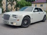 Chrysler 300C 2008 года за 7 000 000 тг. в Караганда – фото 3