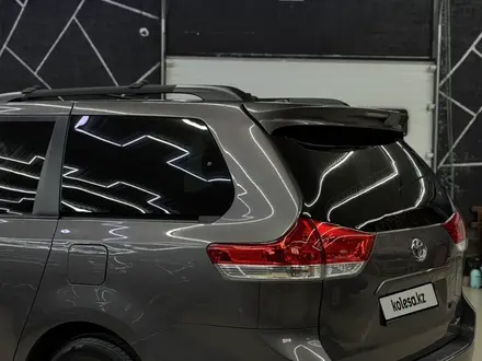 Toyota Sienna 2014 года за 12 600 000 тг. в Уральск – фото 4
