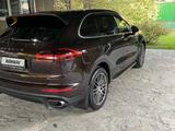 Porsche Cayenne 2015 года за 23 700 000 тг. в Алматы – фото 2