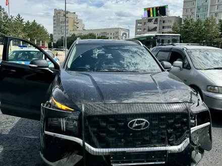 Hyundai Santa Fe 2023 года за 11 450 000 тг. в Астана – фото 15