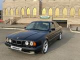 BMW 525 1994 года за 2 100 000 тг. в Уральск – фото 4